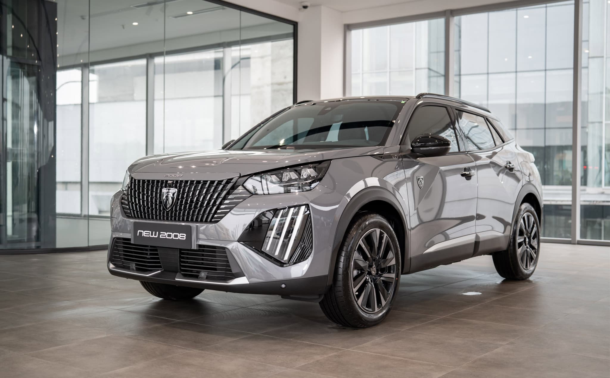 New Peugeot 2008 bản GT 2025: Ghế da Alcantara, ngoại hình thể thao, nổi bật hơn